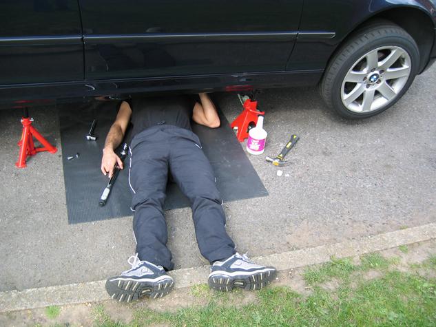 impee Changing BMW Transmission Fluid